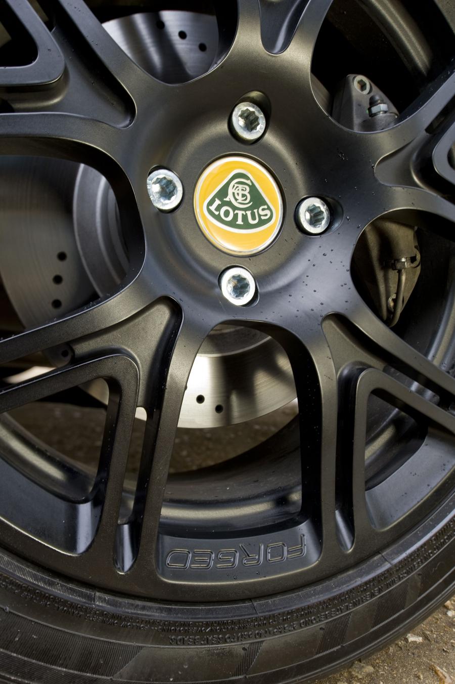  Lotus Elise 2010 года  (фото 2 из 57)